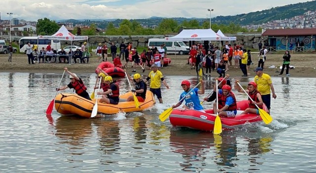 Rafting Gençler Grup Müsabakaları Orduda başladı