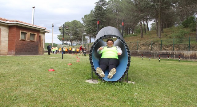 Rehabilitasyon Merkezinde kurulan Survivor parkurunun kazananı dostluk oldu