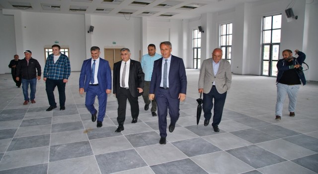 Rektör Çiftçi ÇAKÜye tahsis edilen konağı inceledi