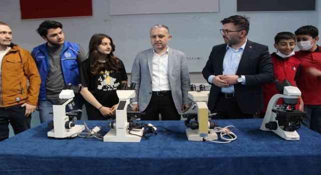 Sağlık Müdürlüğünden gençlere hediye