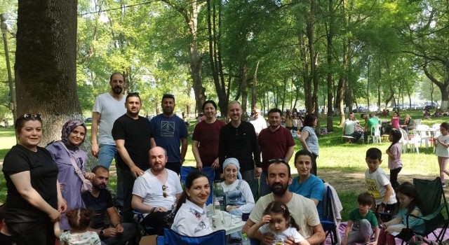 Sağlıkçılar pandemiye veda bahara merhaba pikniğinde buluştu