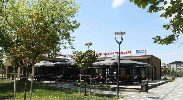 Sakarya, Uçak ve Millet Kıraathanesini çok sevdi