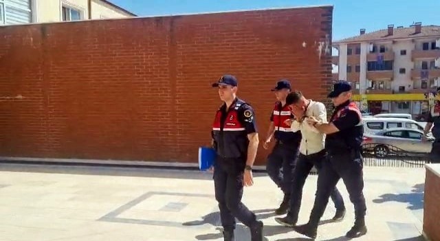 Sakaryadan motosiklet çalan hırsızlar Bilecikte yakalandı