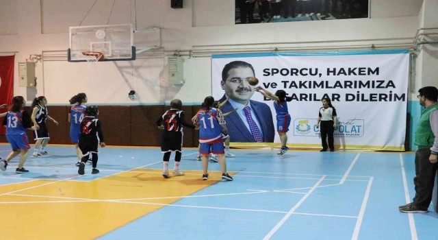 Şanlıurfada 19 Mayıs basketbol turnuvası başladı