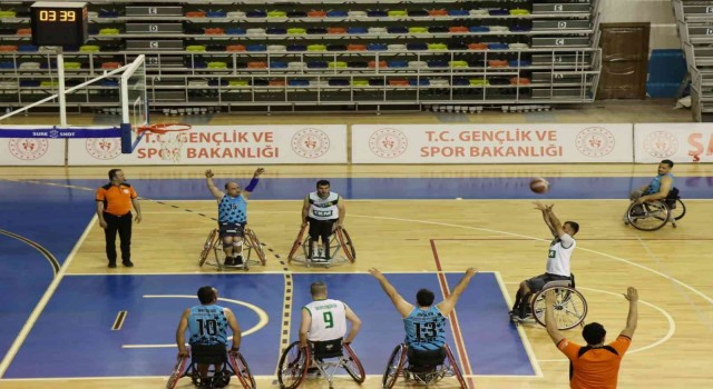Şanlıurfada Engelli Basketbol Takımının pota farkı