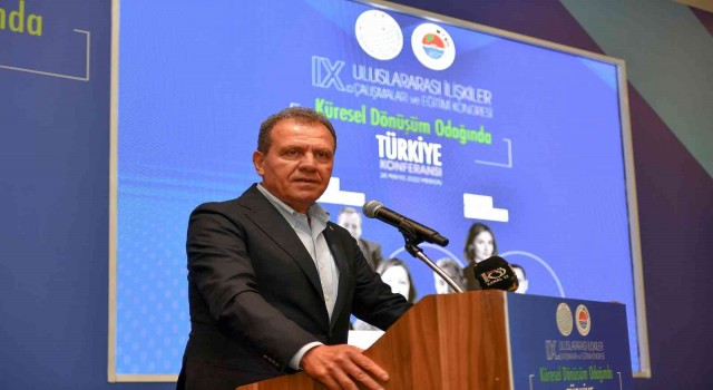 Vahap Seçer: "Mersin, şu anda Türkiye'nin en stratejik bölgesi"