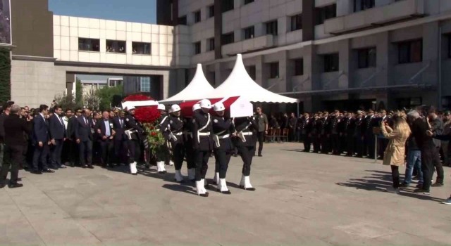 Şehit polis memuru Hüseyin Duman için İstanbul Emniyetinde tören