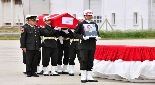 Şehit Talha Bahadırın naaşı memleketi Yalovaya uğurlandı