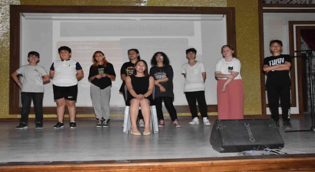 Şehzadeler Belediyesi LGSye girecek öğrenciler için seminer düzenledi