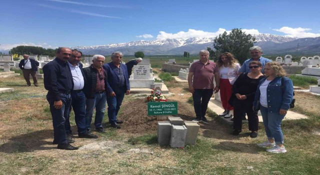 Şengül, ölümünün 1. yıl dönümünde kabri başında anıldı