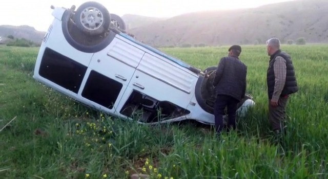 Siirtte araç takla attı, sürücü yara almadan kazayı atlattı