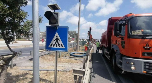 Sık sık kazaların yaşandığı yaya geçidine ‘BAS-GEÇli çözüm