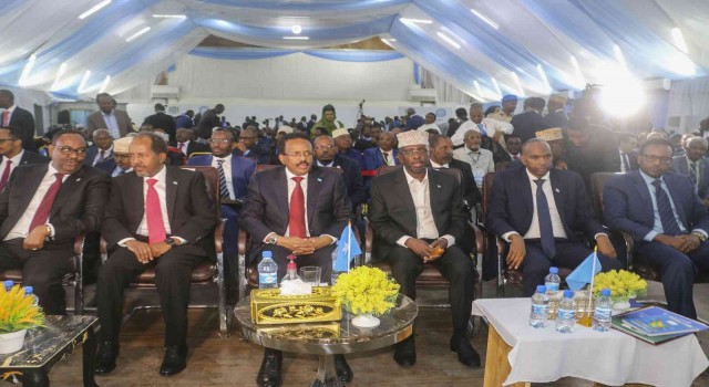 Somalide cumhurbaşkanlığı seçimi üçüncü tura kaldı