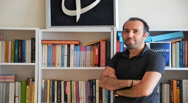 Sosyolog Doç. Dr. Adem Palabıyık: Bu ülkede FETÖcülerden sonra kaçan tek isim 15 Temmuz gecesi Kılıçdaroğludur