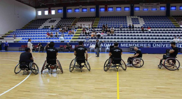 Spor Bilimleri Fakültesinde Engeliler Haftası kutlandı