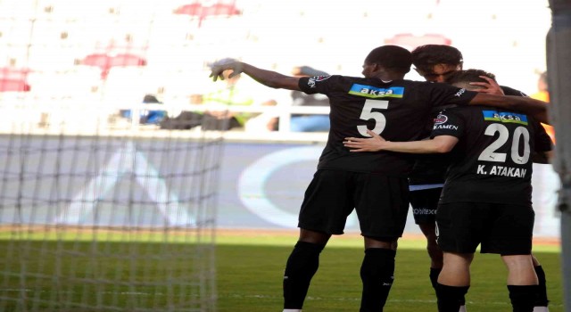 Spor Toto Süper Lig: DG Sivasspor: 2 - Y. Kayserispor: 1 (Maç sonucu)