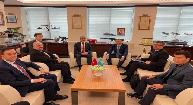 SSB Başkanı Demir, Kazakistan Sanayi ve Altyapı Geliştirme Bakanı Kaiyrbek Uskenbayevi ağırladı