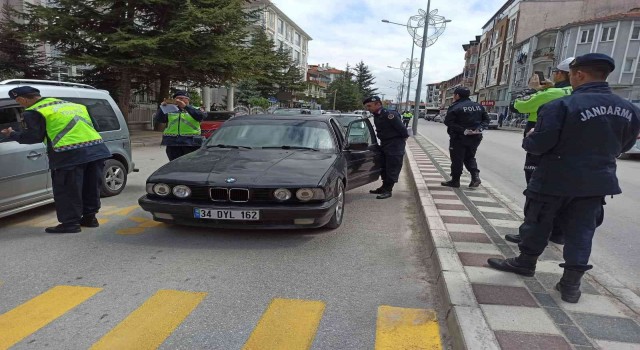 Şuhutta Yayalar için 5 adımda güvenli trafik projesi tanıtıldı