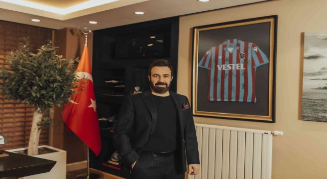 Süleyman Adanur: Trabzonsporun şampiyonluğu dünya çapında Trabzon kentine, insanına yakışır şekilde kutlandı