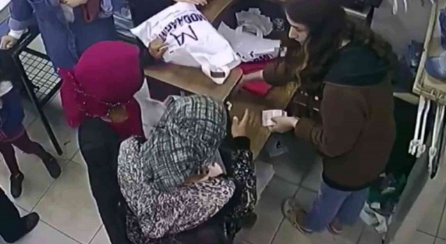 Sultangazide tırnakçılık yöntemi ile hırsızlık kamerada