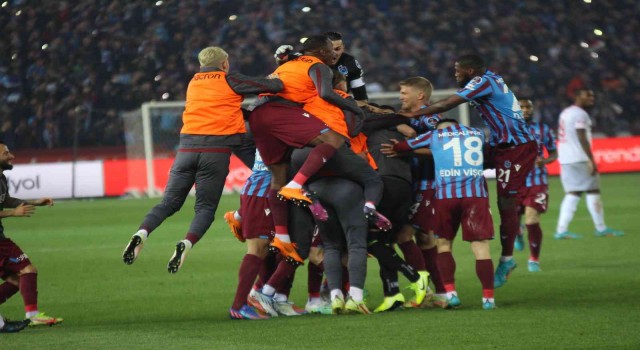 Süper Ligde 41 gollü haftada düğüm çözüldü