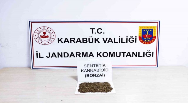 Şüpheli şahsın üzerinden uyuşturucu madde çıktı