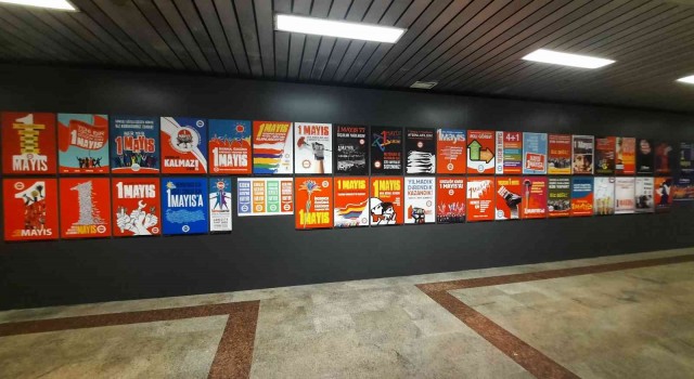 Taksim metrosunda “İstanbulun fethi” konulu eserin önü İBB tarafından kapatıldı