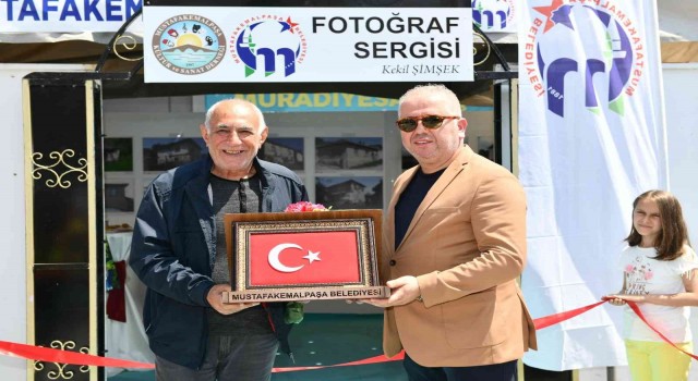 Tarihe tanıklık etmiş 100 Ev ve Konak Sergisi Mustafakemalpaşada açıldı