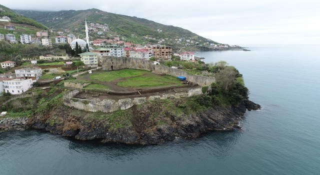 Tarihi Akçakale Kalesindeki kazılarda sona gelindi