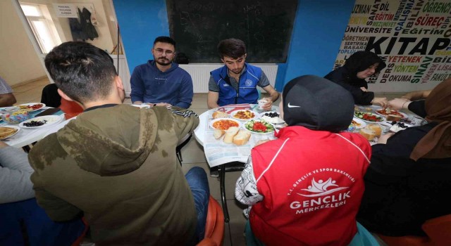 Taşova Gençlik Merkezinde geleneksel bayram etkinliği