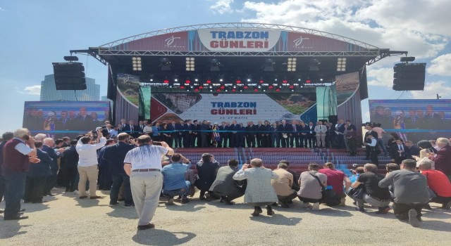 TBMM Başkanı Şentop ve İçişleri Bakanı Soylu, Trabzon Günlerinin açılışına katıldı