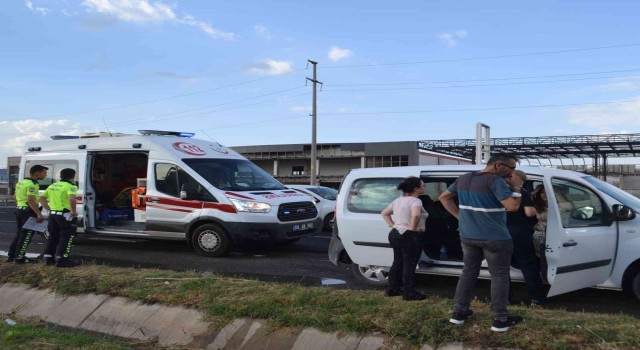 Tekirdağda 4 araç birbirine girdi: 2 yaralı