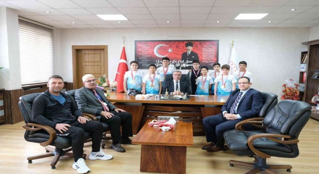 Teltik, başarılı Tekden öğrencilerini kabul etti