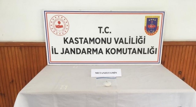 Termalin uyuşturucu bulduğu araçtaki 2 kişi gözaltına alındı