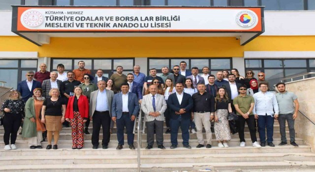 TOBB Kütahya OSB Meslek ve Teknik Anadolu Lisesi ortaokul idarecilerine tanıtıldı