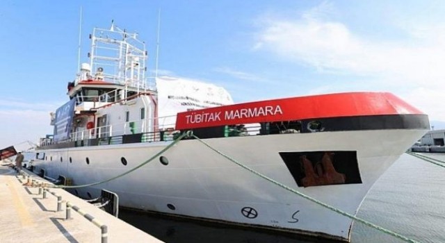 TÜBİTAK MAM Gemisi, deprem araştırmaları için Kuşadası Körfezinde