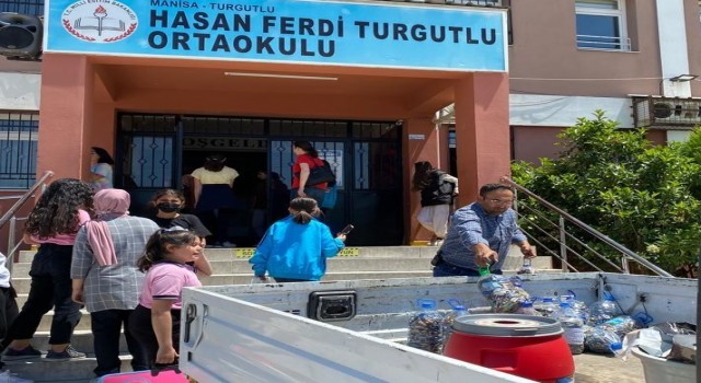 Turgutluda okullardan 600 kilogram atık pil toplandı