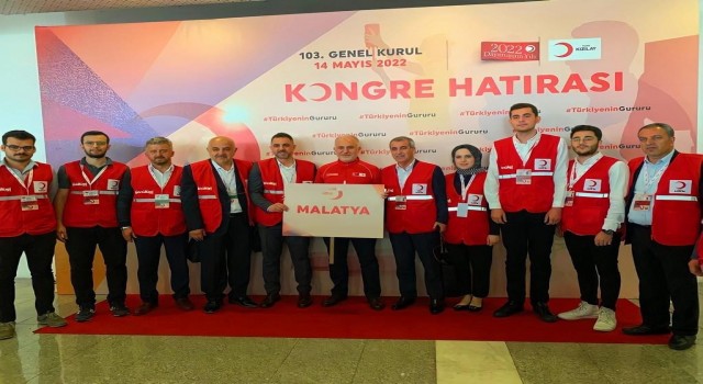 Türk Kızılayında 4 Malatyalı