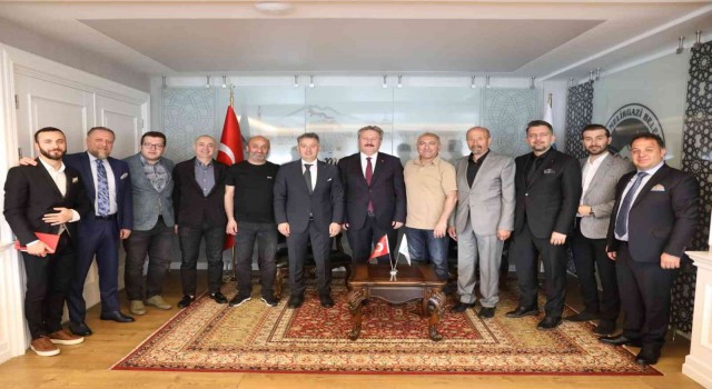 Türkiye Kayak Federasyonu başkan adayından, Melikgaziye ziyaret