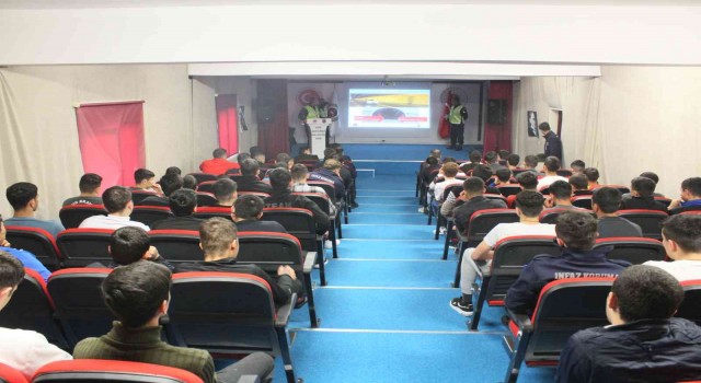 Türkiyede ilk; çocuk mahkumlara trafik eğitimi