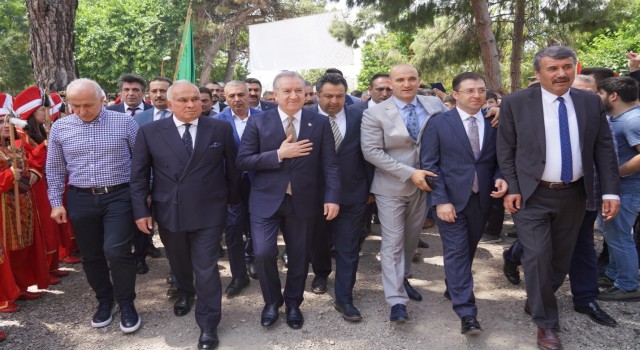 Türkmen şöleni, 45 bin Yörükü ağırladı