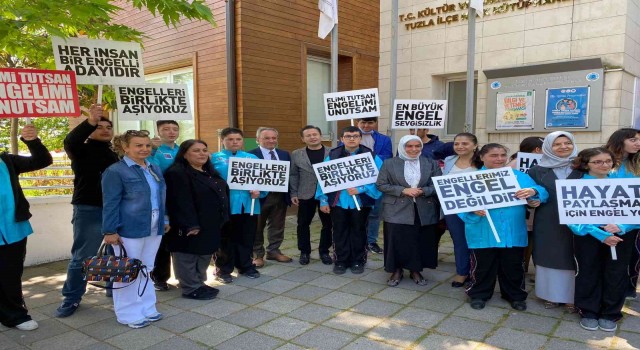 Tuzlada özel çocukların özel sergisi