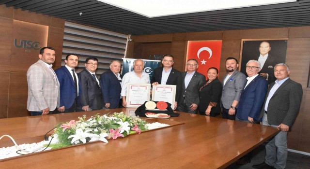 Uşakın tarhanasından sonra helvası ve gelin tatlısı da tescillendi