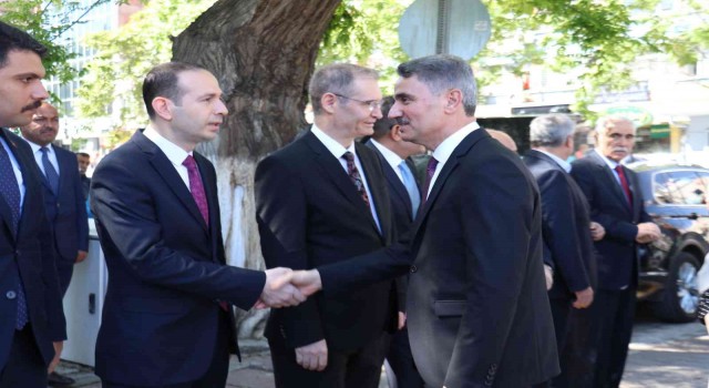 Vali Baruş, Malatyadan ayrıldı