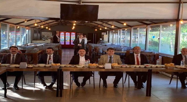 Vali Gökmen Çiçekten Sandıklıya veda ziyareti