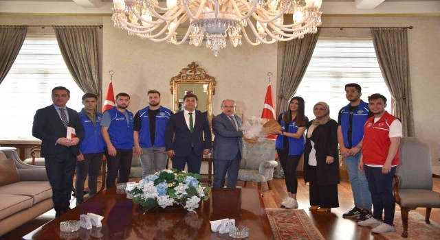Vali Karadeniz kurum müdürlerini ağırladı