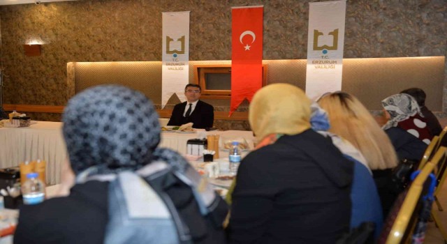 Vali Memişten anlamlı buluşma