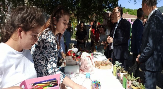 Vali Tutulmazdan engelli merkezine ziyaret