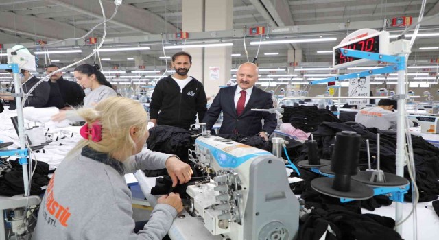 Vali Varol, GESE Tekstili ziyaret etti
