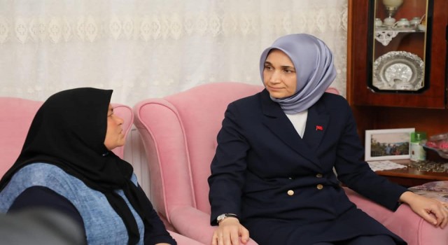 Vali Yiğitbaşı ilk ziyaretini şehit ailesine gerçekleştirdi